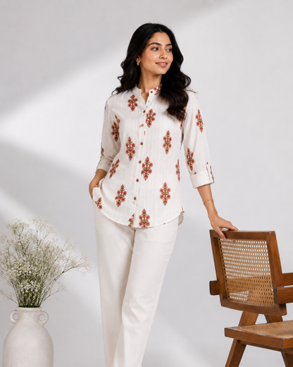Women Off White Floral Printed Shirt Kurti with Pants