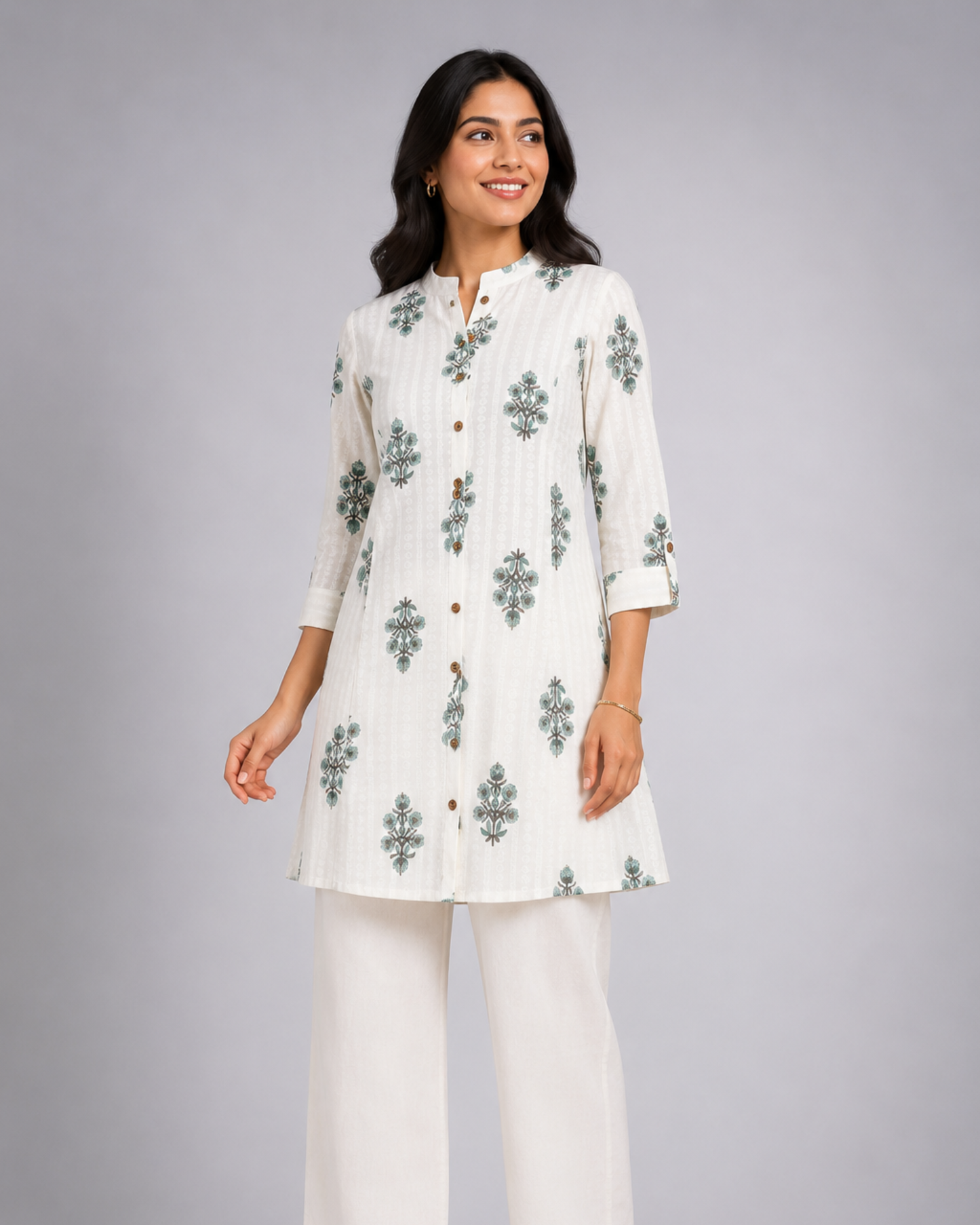 Women Off White Floral Printed Kurti with Wide