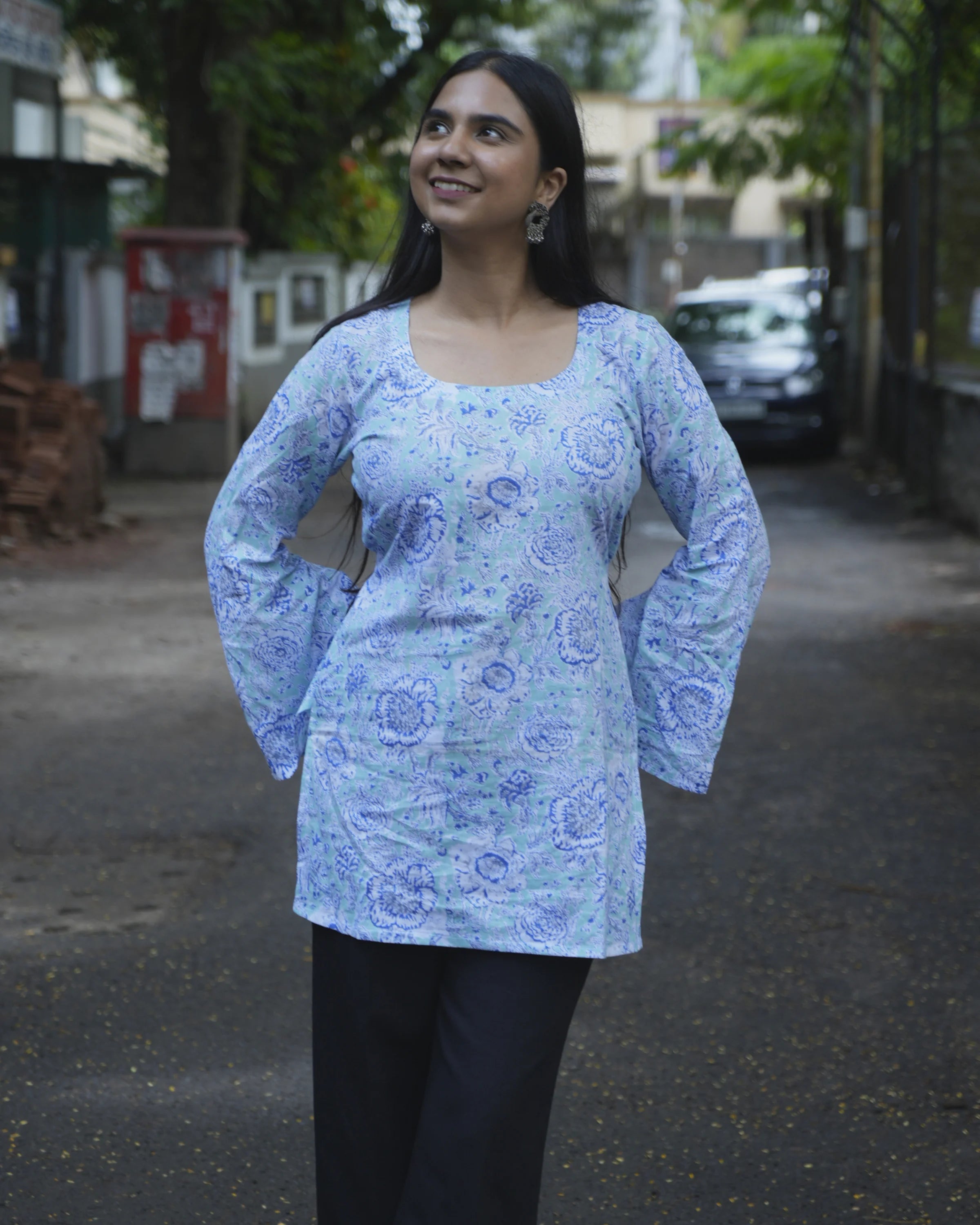 Women’s Blue Floral Bell Sleeve Short Kurti - XS - Kurti
