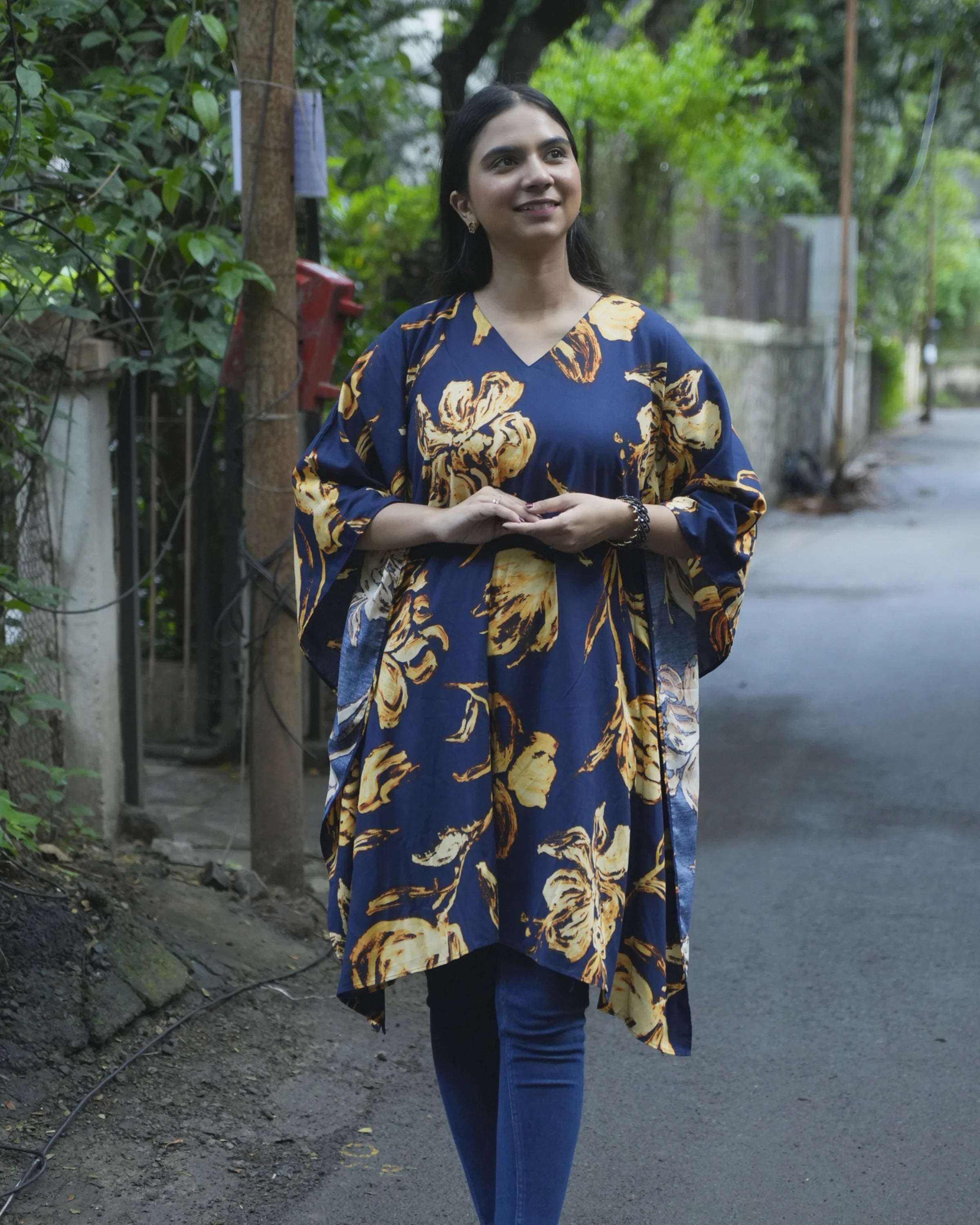 Women’s Navy Blue Floral Kaftan - top