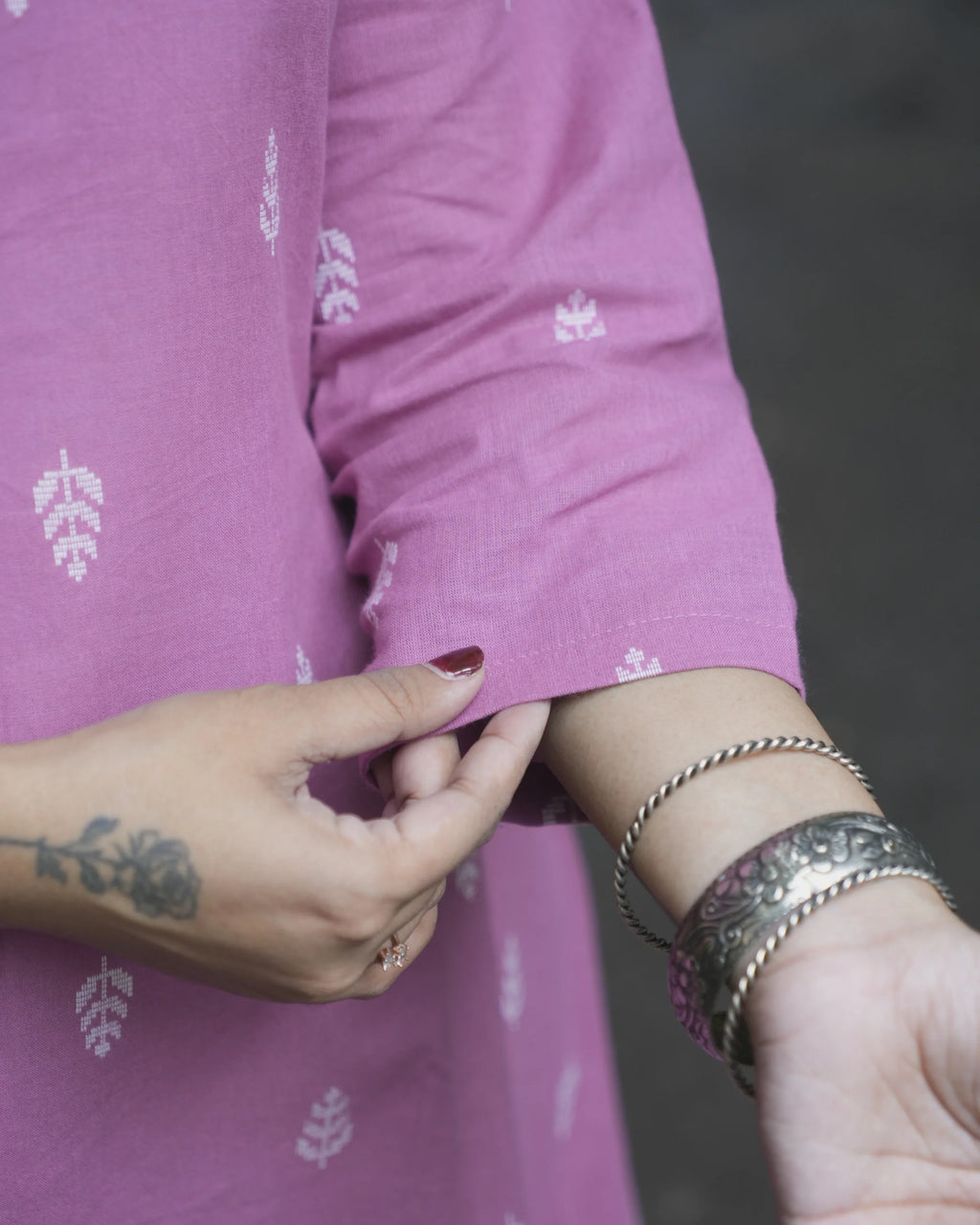 Women’s Pink Leaf Printed A-Line Kurti - Kurti