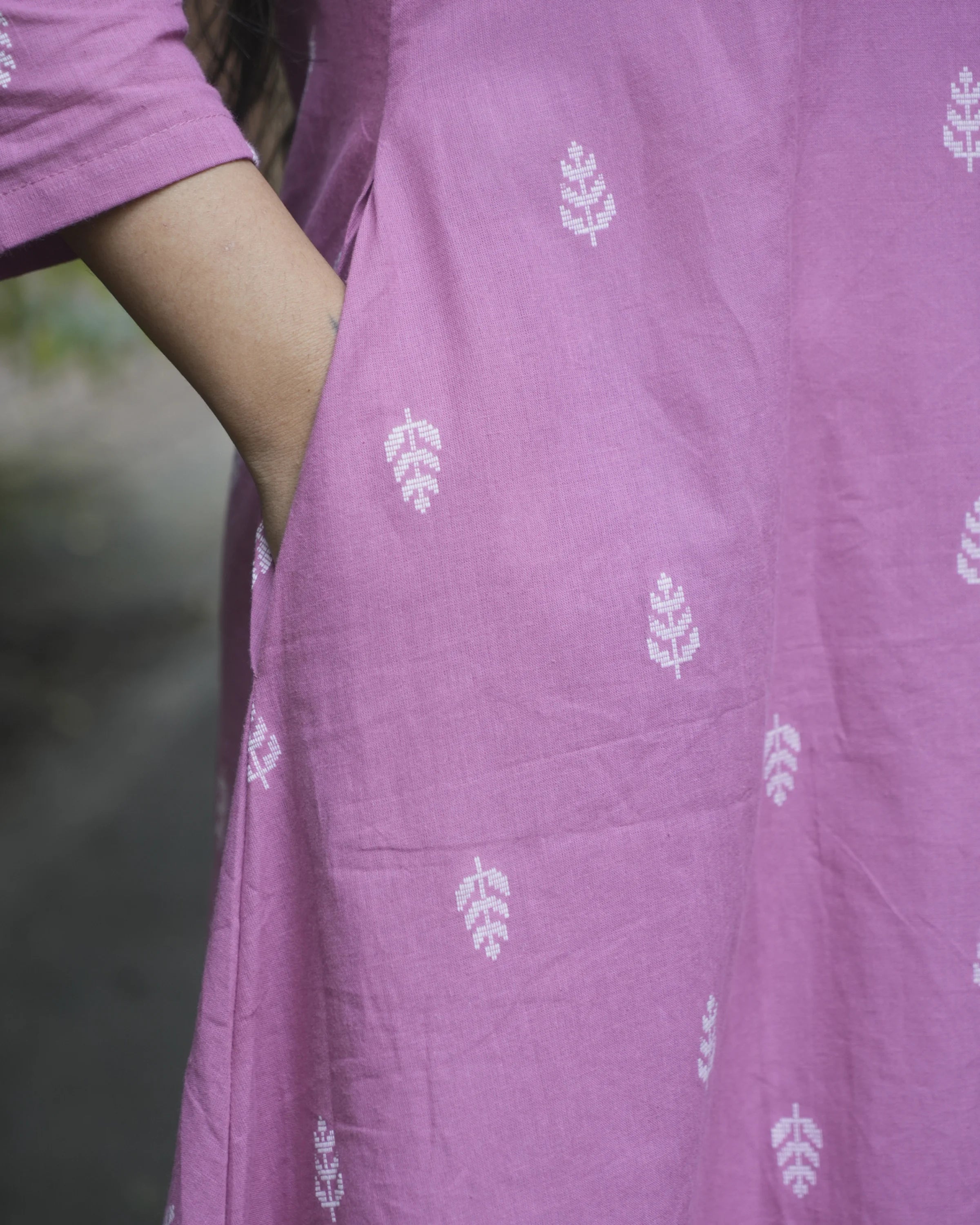 Women’s Pink Leaf Printed A-Line Kurti - Kurti